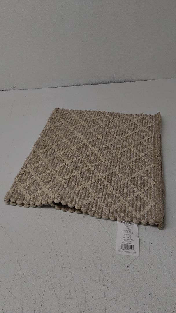 Diamond Accent Rug 20"×34"