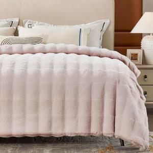 DREAMNINE Oversized Premium Soft Fluffy Faux Rabbit Fur Blanket Twin Size 60" x 70", Decorative Big 3D Plaid Warm Thick Fuzzy Lap Fur Blankets for Winter, Luxury Shaggy Cute Plush Furry Blanket, Pink