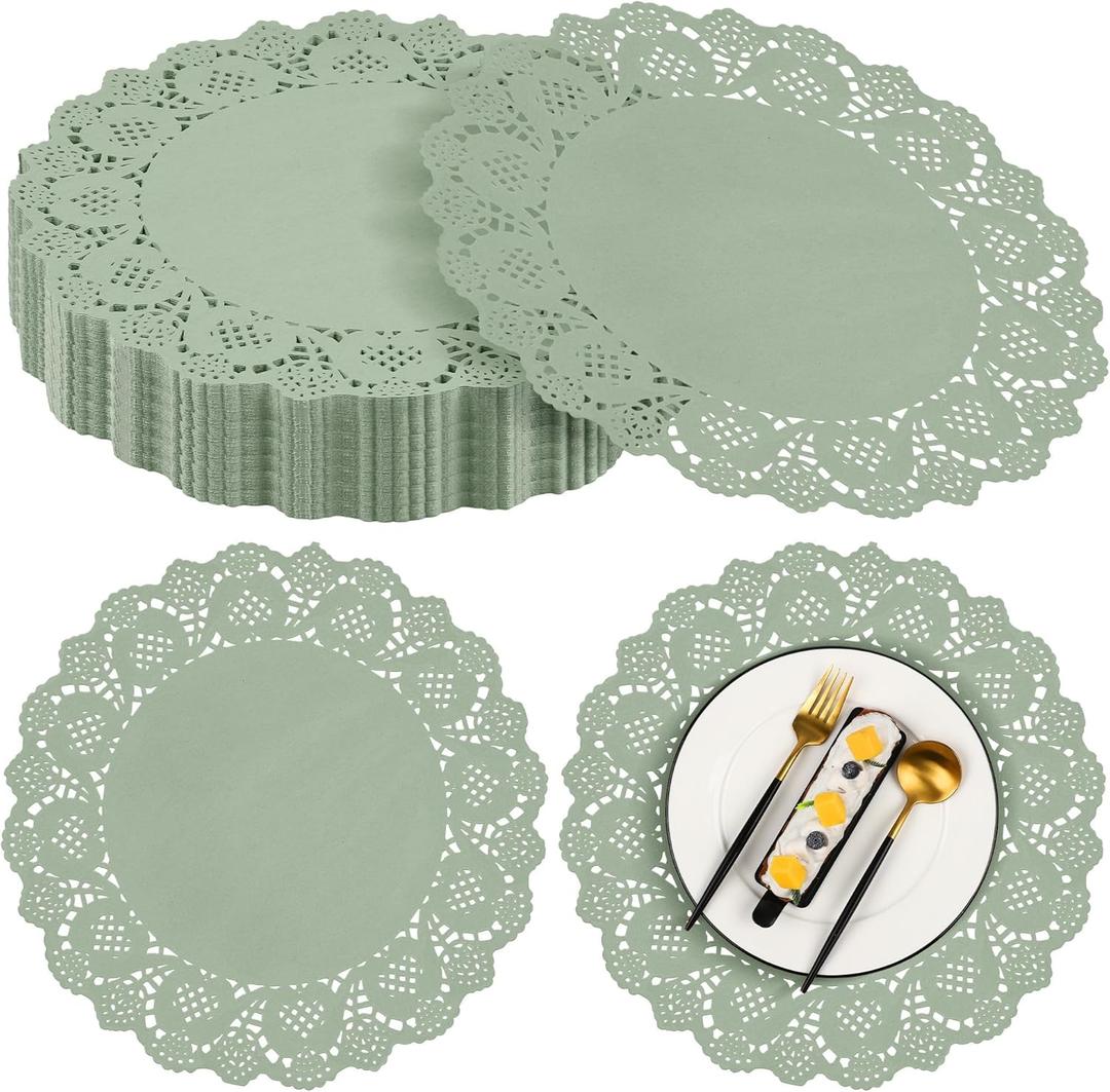 MCEAST 100 Pack Round Sage Green Paper Doilies 13.5 Inches Lace Paper Place Mats Rustic Scallop Doily Disposable Table Pads for Food Cakes Crafts Party Weddings Tableware Decor