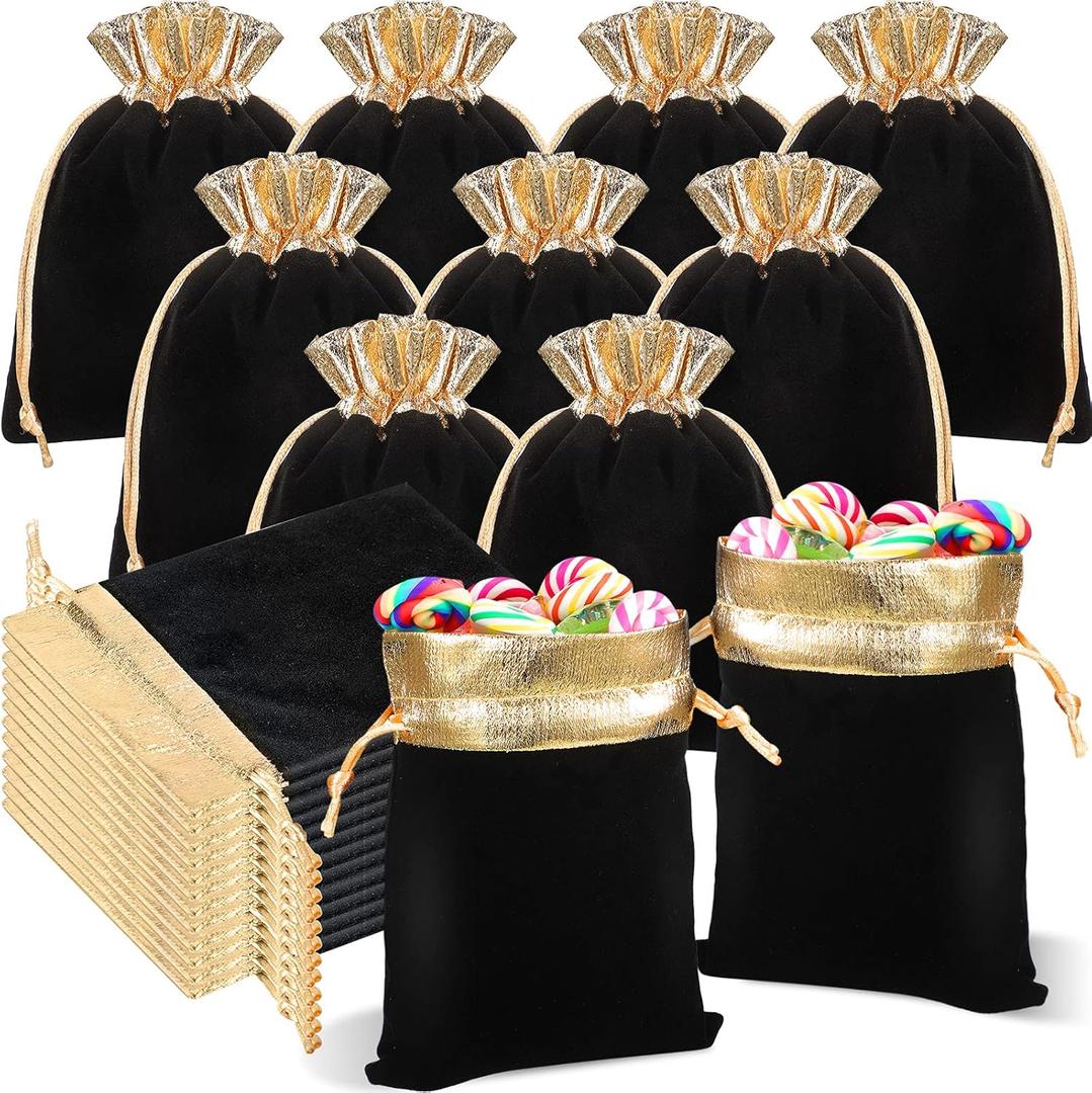 Frienda 30 Pcs Velvet Drawstrings Gift Bags 6 x 5 Inch Jewelry Pouches Drawstring Candy Bags Bolsitas para Recuerdos Velvet Party Favors Present Pouch for Christmas(Black)