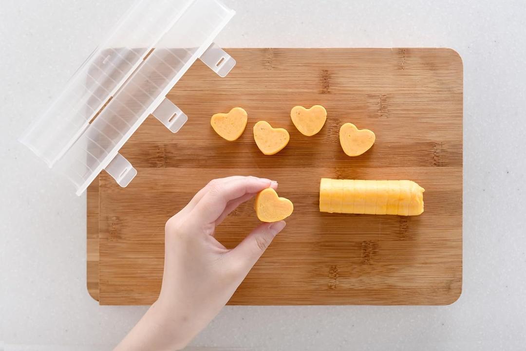 Made in Japan Heartshaped egg roll mold Special cooking utensil 1 piece Easily create a Décor bento lunch box Homemade Character Picnic Finger food