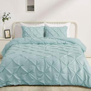 Amazon Basics 3-Piece Soft, Lightweight All-Season Down-Alternative Comforter Bedding Set, Pinch Pleat Design with Piped Edges, Full/Queen, Spa Blue