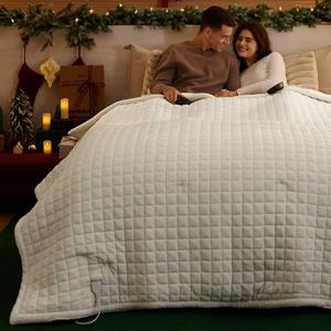 Bedsure Electric Blanket King Size  Quilted Winter Bedding of Thick Flannel, Dual Control Heated Blanket with 10 Heat & 10 Time Settings, Fast Heating for Cold Sleepers (100x90 inches, Ivory)