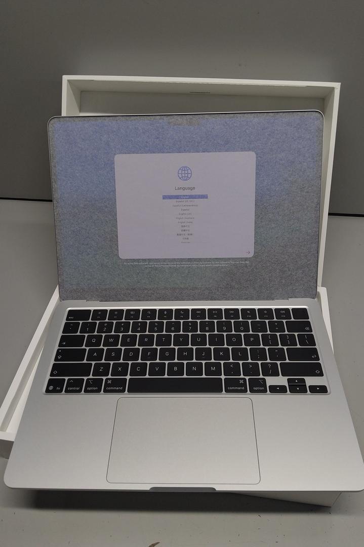Apple 2026 MacBook Air 13-inch Laptop with M5 chip: Built for AI