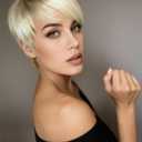 QUEENTAS Short Blonde Wig with Bangs Layered Short Pixie Cut Wigs for White Women Synthetic Hair (Platinum Blonde Mixed Light Brown Dark Root)