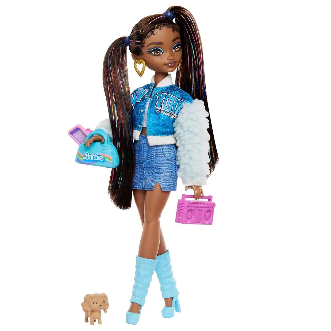 Barbie Dream Besties Playset, Brooklyn Posable Fashion Doll with Long Black Hair, 9 Music-Themed Accessories
