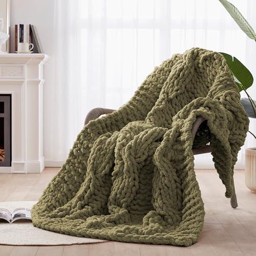 CLOUDS HUG Chunky Knit Blanket Throw - 100% Hand Knitted Chunky Throw Blanket for Couch, Thick and Warm Blanket for Winter, Olive Green, 50x60 Inches