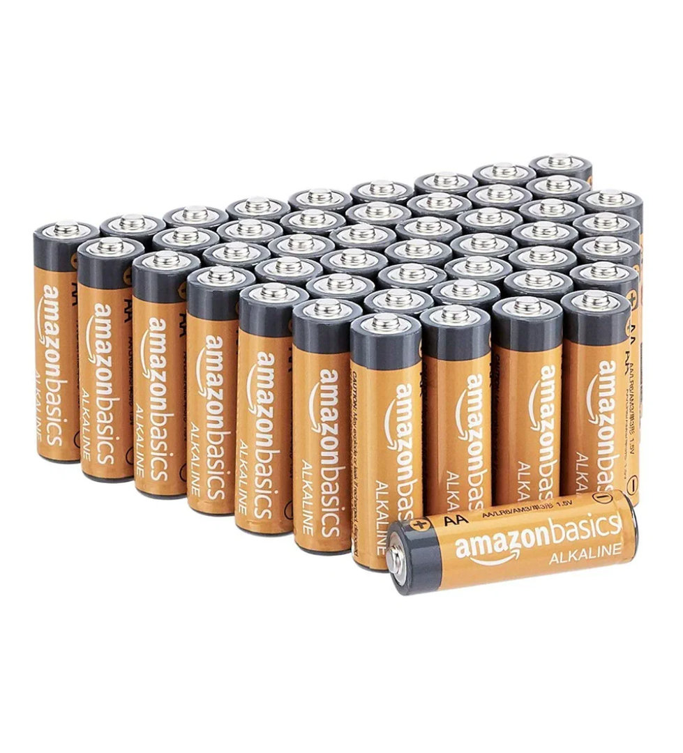 AmazonBasics Battery Combo Pack | AAA 20-Pack, 9V Lithium 4-Pack