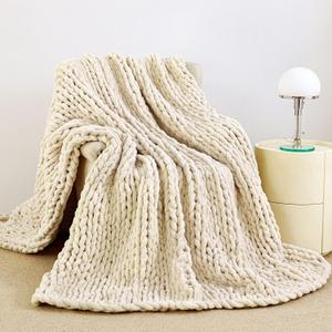 Admitrack Chunky Knit Blanket Throw 51"x63", 100% Hand Knit Chenille Throw Blanket for Sofa & Home Decor, Soft and Cozy Knitted Throw Blankets (Ivory51"x63")