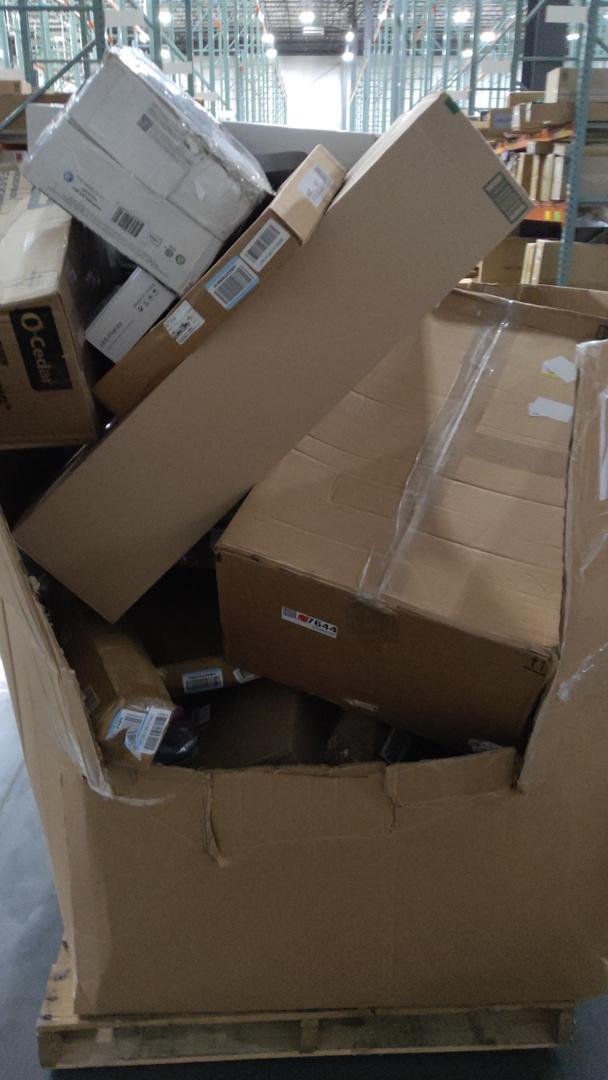 Pallet Of Salvage Items