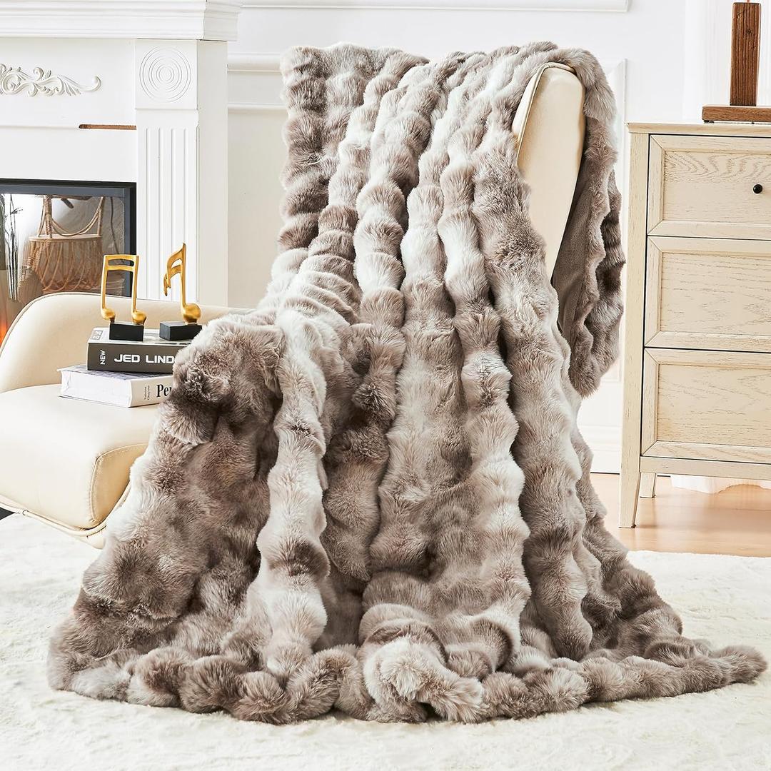 Bigacogo Faux Fur Throw Blanket for Couch, Fuzzy Soft Plush Thick Warm Bubble Blankets for Sofa Bed Living Room Dcor, Cute Luxury Cozy Fluffy Throw Gift for Women Girls, 50"x60", Tie-dye Brown