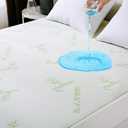 MUXHOMO Twin Mattress Protector Waterproof, Mattress Cover Twin Size Bed, Cooling and Breathable Bed Pad Cover, Deep Pocket 8"-21"