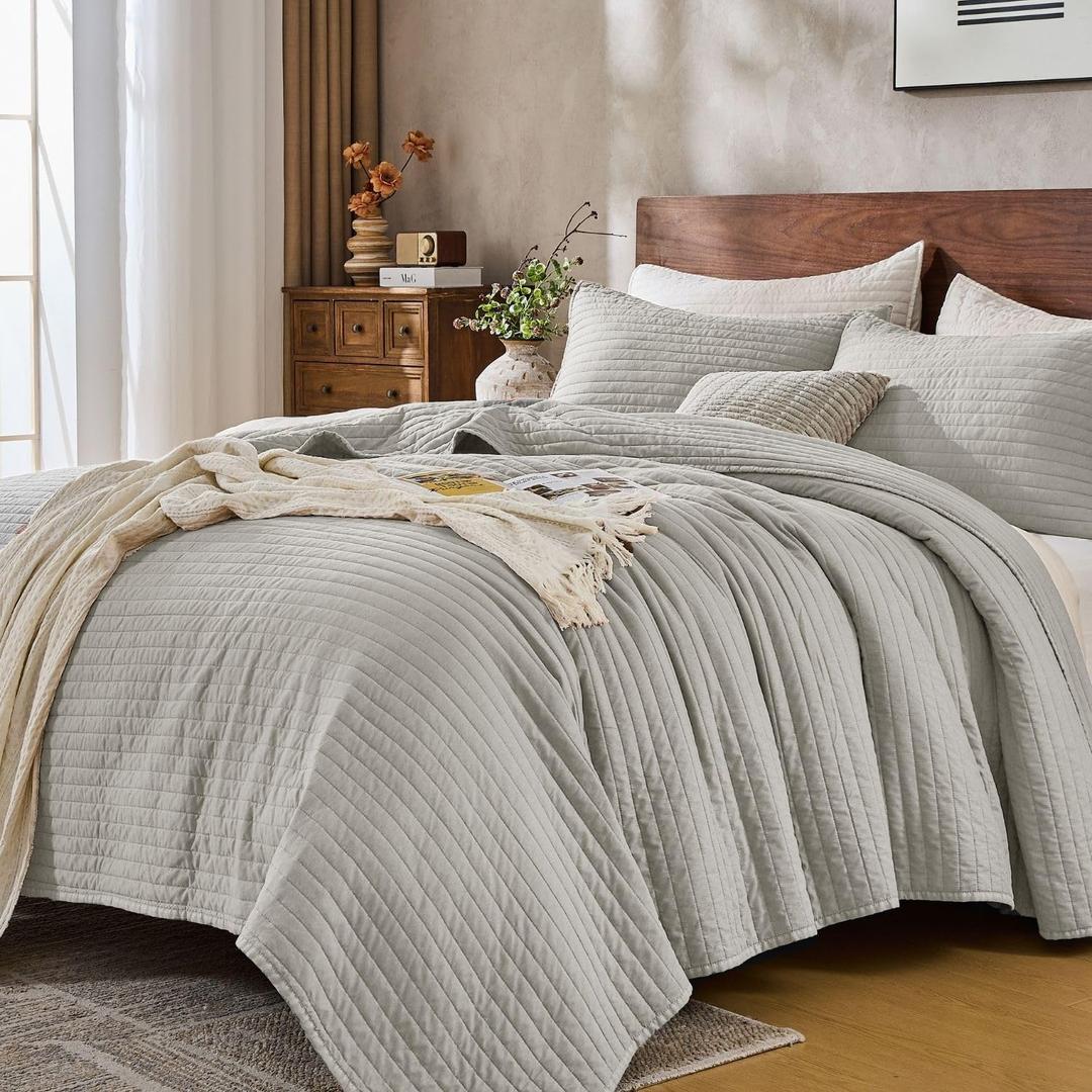 DOWN HOME Queen Quilt Bedding Set with Shams, Vintage Washed Soft Quilted Blanket Thin Comforter Lightweight Bedspread Coverlet Bed Cover, Brushed Microfiber Stripe Stitching, Light Gray, 86"x90"