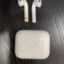 Apple AirPods with Wireless Charging Case