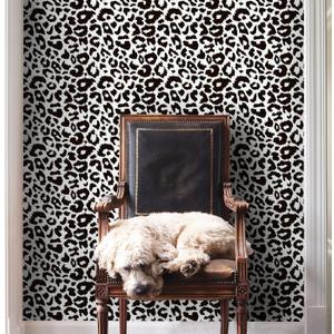 Ismoon Delicate Black and White Peel and Stick Wallpaper 17.3"X118" Leopard Wallpaper Modern White Contact Paper Thickened Removable Self-Adhesive Wall Paper for Home Decoration Vinyl Film Roll