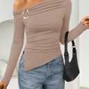 MEROKEETY Women's Long Sleeve Off Shoulder Tops 2025 Fall Ruched Fitted Going Out Asymmetrical Tee Shirts (Beige, M)