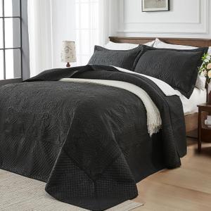 Qucover Oversized King Bedspread 132x 120, Alaska King Bedspread, 3 Piece Soft Microfiber Lightweight Extra Wide Oversized King Quilts Set, Vintage Persian Pattern, with Pillow Shams, Black
