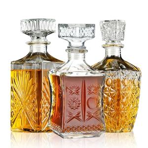 Whiskey Decanter Set of 3, Premium Crystal Spirits Decanter for Scotch, Bourbon, Vodka & Whisky, Ideal Barware & Gift for Men (28oz*2, 31oz*1)