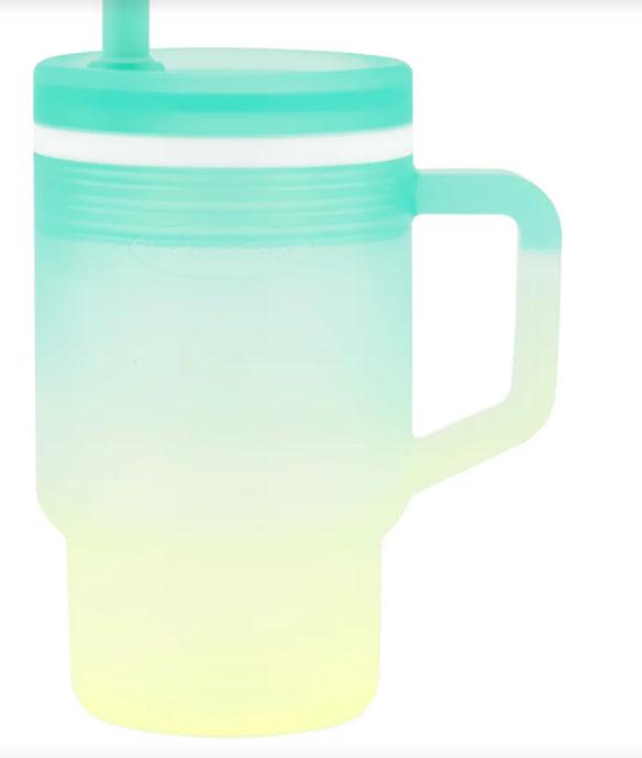 Training Cup With a Handle