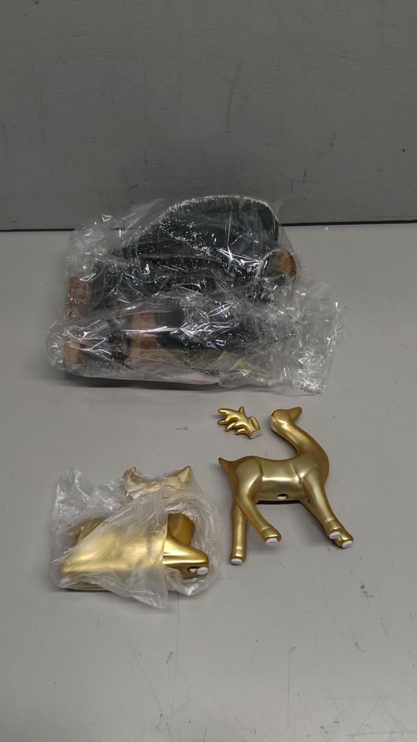 Wesiti 2 Pcs Ceramic Christmas Reindeer Figurines 4 Pcs Mini Christmas Pine Tree Reindeer Decor Deer Statue Sculpture Tabletop Ornaments for Home Mantel Shelves Decor (Gold),
