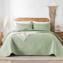 Davulos Queen Quilt Bedding Set,Sage Green Ultrasonic Full/Queen Quilt Set Reversible Microfiber Bedspread,Lightweight Soft Modern Geometric Coverlet Set for All Seasons(1 Quilt,2 Pillow Shams)