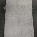 White Bath mats 24" x 16", Non Slip Shaggy Bathroom Rug, Ultra Soft Machine Washable Plush Pile Rugs, Fluffy Microfiber for Bedroom