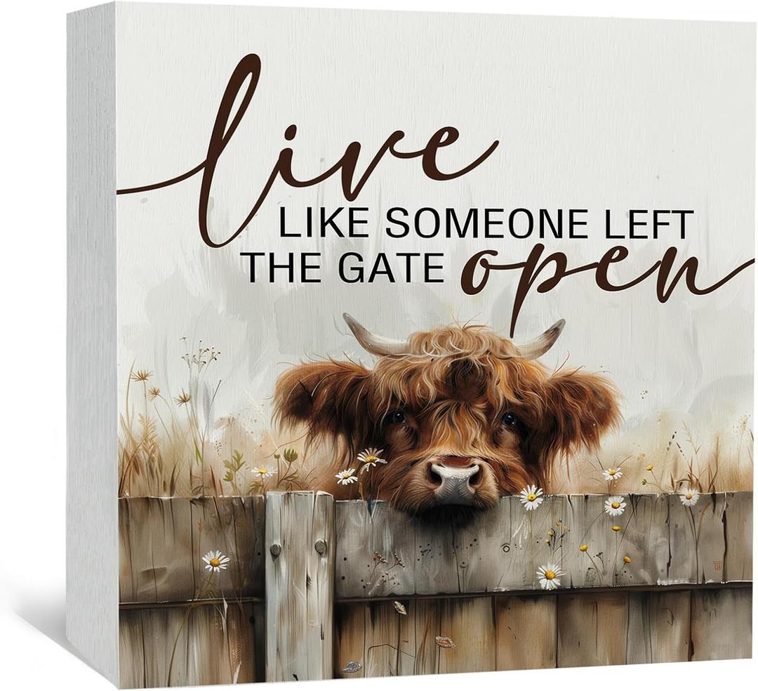 Highland Cow Farmhouse Wooden Box Sign - Farmhouse Western Animal Office Kitchen Bathroom Decor,Farm Live Like Someone Left The Gate Open,Highland Cow Gifts For Women (5x5 in)