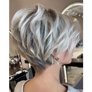 Aisaide Short Platinum Grey Pixie Cut with Curtain Bang Bob Wig for Women - Synthetic Side Part Shaggy Wig with Ombre Platinum Gray Hair (1B/60)