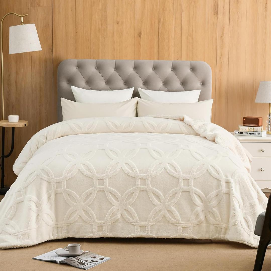 PHF Soft Sherpa Fleece Blanket Queen Size for Bed, 510GSM Fleece Lightweight Yet Warm Blanket, No Shed No Pilling, 90" x 90", Tufted Jacquard Cozy Thick Bed Throw for Home Decor, Cream