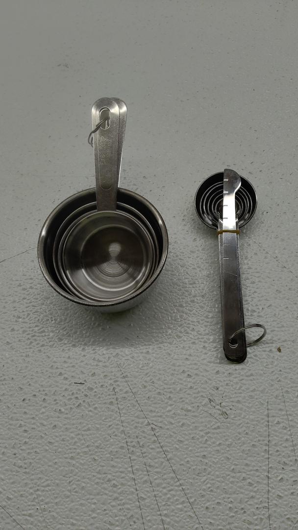 Stainless Steel Measuring Cups and Spoons