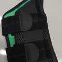 MUELLER Sports Medicine Green Fitted Wrist Brace for Men and Women, Wrist Pain Relief Support, Ideal for Carpal Tunnel, Tendonitis, Arthritis, Right Hand, Black, Small/Medium