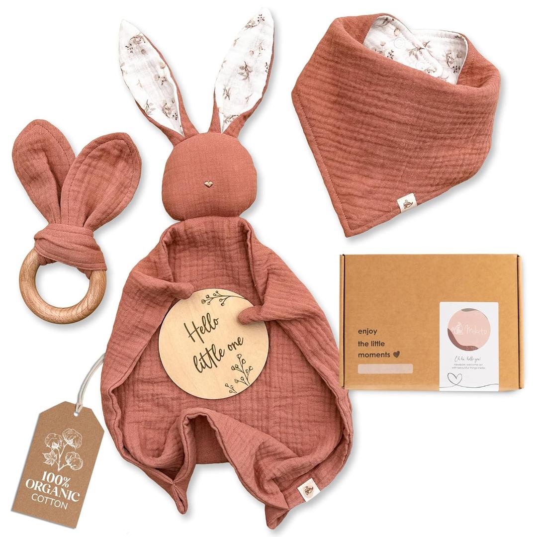 Mikito Organic Cotton Newborn Gifts Box, Unisex Loveys & Accessories incl. Muslin Baby Comforter + Baby Bandana Bib + Wooden Teether + Birth Announcement Sign (Copper)