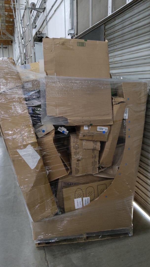 Pallet of Salvage items