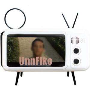 UnnFiko Retro TV Style Stand Holder, Cartoon Desktop Bracket Desk Mount, Universal for iPhone X 6 6s 7 8 Plus Xs XR 11 Pro Max (TV White) UnnFiko Retro TV Style Stand Holder, Cartoon Desktop Bracket Desk Mount, Universal for iPhone X 6 6s 7 8 Plus Xs XR 11 Pro Max (TV White)