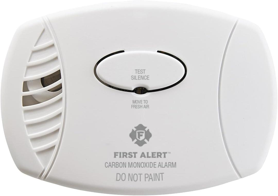 First Alert FAT1039718 Battery-Powered Carbon Monoxide Alarm, 9v, White, EXP: 5 Years After Installation