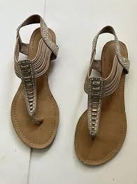 Madden Girl Women’s Sz  6 Triixie Flip Flop Thong Sandals Beige