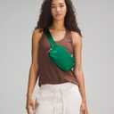 Cross Body Fanny Packs for Women Men Fashion Waist Bag Pouch Nylon Small Travel Crossbody Bags Mini Purse Everywhere Belt Bag Bum Bag for Workout Running Hiking Everglade Green