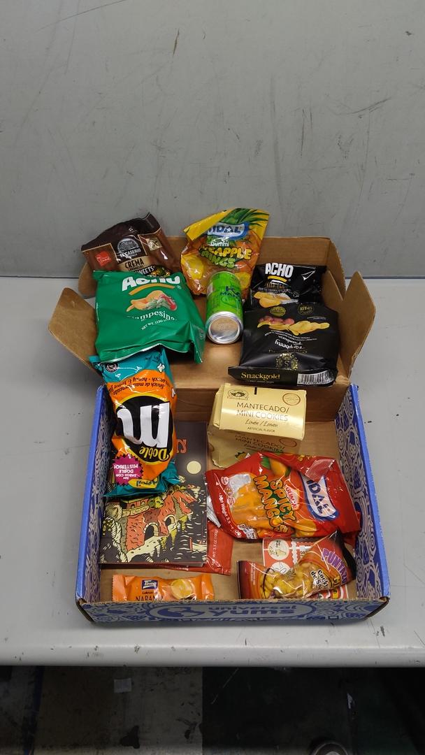 Universal Yums Box