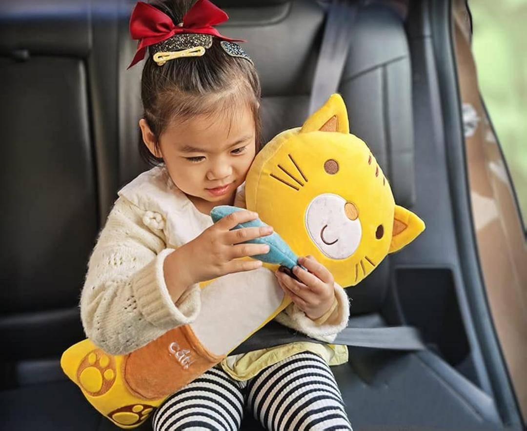 Kids Seat Belt Pillow Cartoon Car Travel Pillow Neck Support Car Pillow Seat Belt Shoulder Cover Pillow Headrest Shoulder Pillow Soft Auto Seat Belt Cushion Back Cushion Car Trim (53*26.5cm, Yellow)