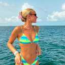 3 x Flower Hair Claw Clips - 3PCS Big Clips for Women/Girls, Cute Nonslip Medium Colorful Hawaiian Flower Clips with Strong Hold for Thick/Thin Hair