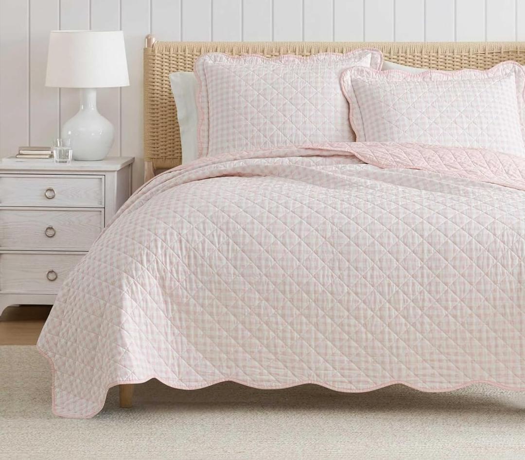 Martha Stewart - Twin Quilt Set, 100% Soft & Breathable Bedding with a Lightweight Feel for Year Round Comfort, 2 Piece Bed Set with Matching Pillowcase (Olivia Gingham Pink)