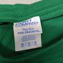 Team Santa 2025 Santa Claus Hat Christmas T-Shirt Size Medium Color Green