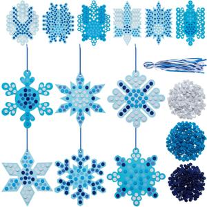 Karenhi 24 Sets Winter Snowflake Crafts Kit DIY 3D Felt Snowflake Ornament Craft Kits Make Your Own Christmas Tree Hanging for Xmas Tree Decoration Winter Party Favors
