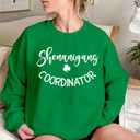 Merry Christmas Sweatshirts Women Jolly Crewneck Pullover Top Chenille Patch Stripe Letter Printed Xmas Gifts (Green, M)