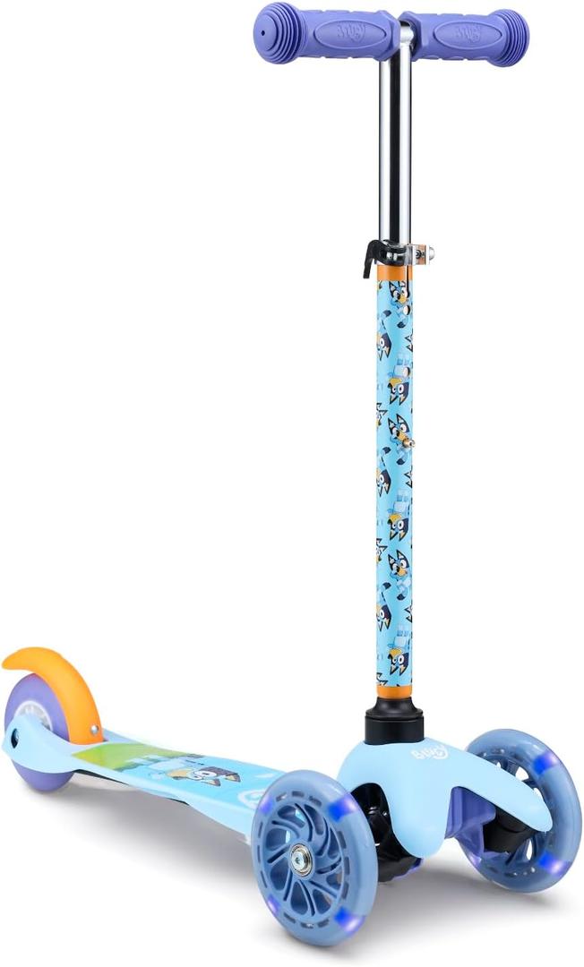Self Balancing Kick Scooter with Light Up Wheels, Extra Wide Deck, 3 Wheel Platform, Foot Activated Brake, 75 lbs Limit, Kids & Toddlers Girls or Boys, for Ages 3 and Up (Bluey)