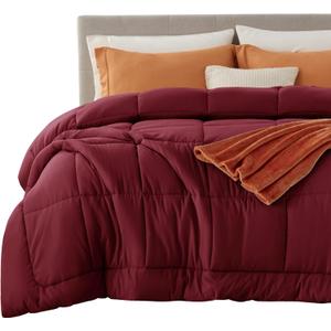 Bedsure Comforter Duvet Insert - Quilted Comforters King Size, All Season Duvet, GentleSoft Down Alternative Bedding Blanket, with 8 Tabs, Gifts for Women/Men, Red, King 90 x 102 Inches