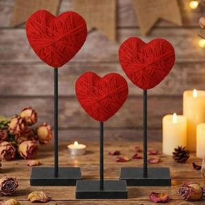 Yousoontic 3 Pcs Valentine Heart Table Decor Red Yarn Wrapped Hearts Handmade Decorative Tall Standing Table Sign Centerpiece Knitted Crochet Farmhouse Tabletop Decor for Home Wedding