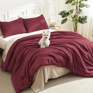 Litanika Burgundy Red Comforter Set Queen Size, 3 Pieces Lightweight Solid Bedding Comforter Set, All Season Fluffy Bed Set (90x90In Comforter & 2 Pillowcases)