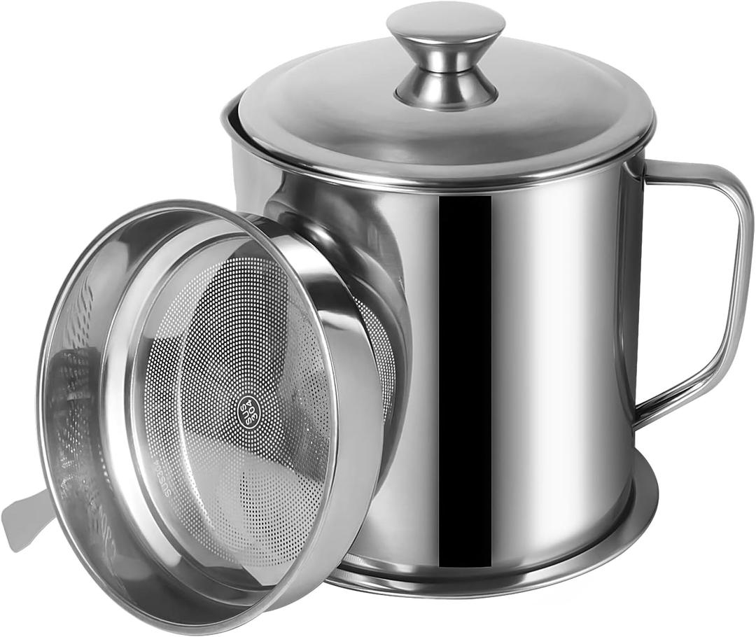 Tellshun Bacon Grease Container with Strainer 1.8 L / 60 oz Kitchen Catcher Food-grade Stainless Steel Cooking Oil Keeper with Lid and Easy-Grip Handle Suitable for Storing Frying Oil