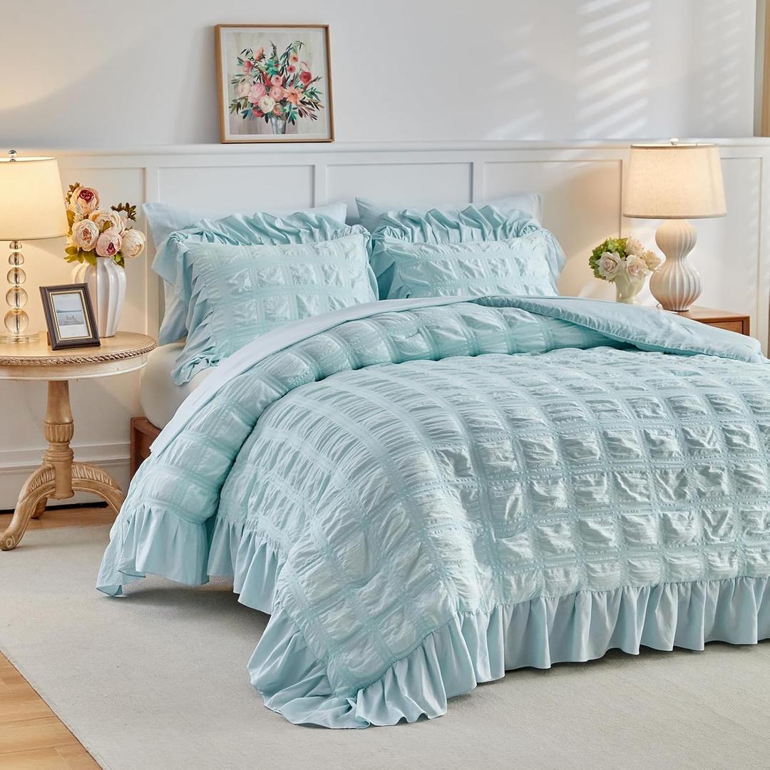 Tititada Blue Plaid Seersucker Comforter Set with Ruffled Fringe King Size, 3 Pieces Soft Fluffy Farmhouse Bedding Set for All Season, King Bed Set with Ruffle Shams (Blue)